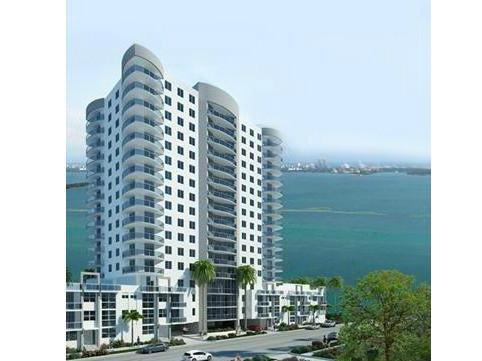 SPECTACULAR 2BED+DEN . AMAZING MIAMI BEACH SKYLINES AND BAY VIEWS. MODERN KITCHEN, STAINLES STEEL APPLIANCES, CHERY LAMINATE WOOD FLOORS, GRANITE COUNTERTOPS AND BERBER CARPET IN BEDROOMS.BUILDING OFFERS POOL, GYM AND A SOCIAL ROOM.