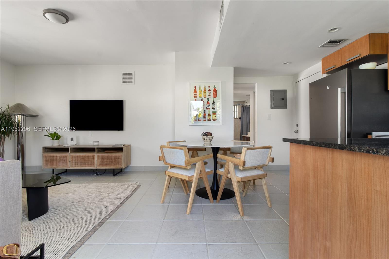 LENOX ON THE BEACH CONDO - Residential Lease