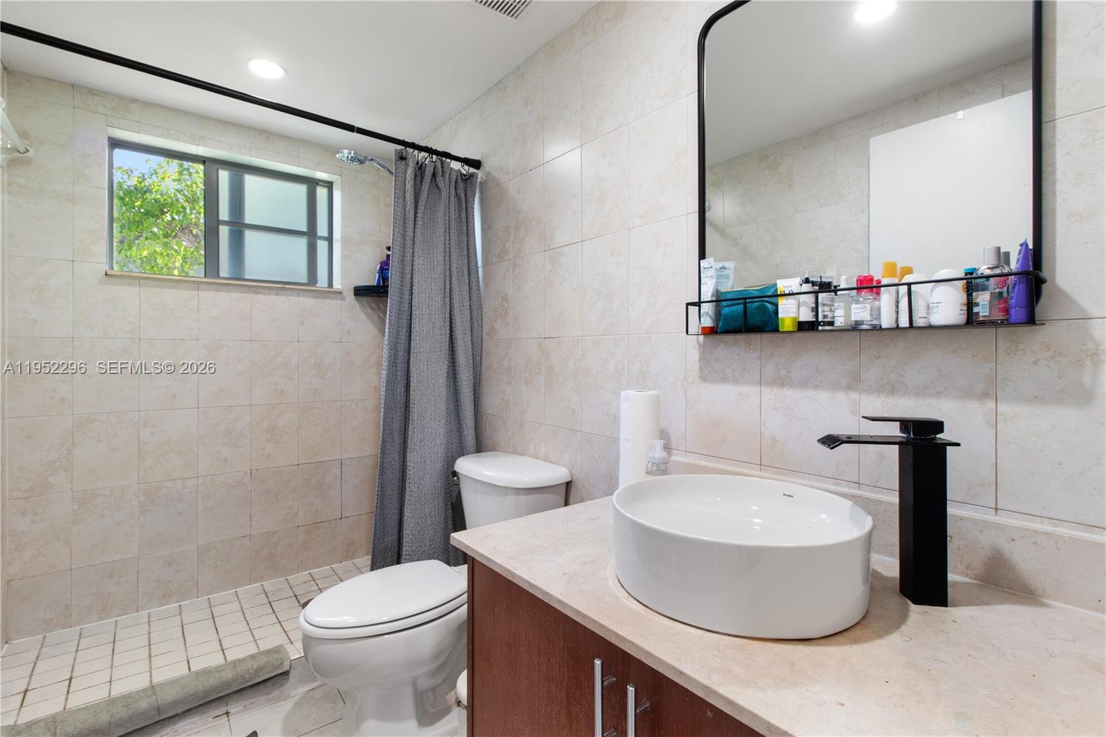 LENOX ON THE BEACH CONDO - Residential Lease