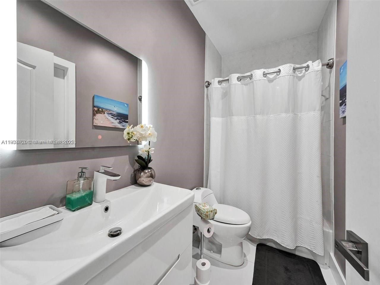 LILANDIA ESTATES CONDO - Residential Lease