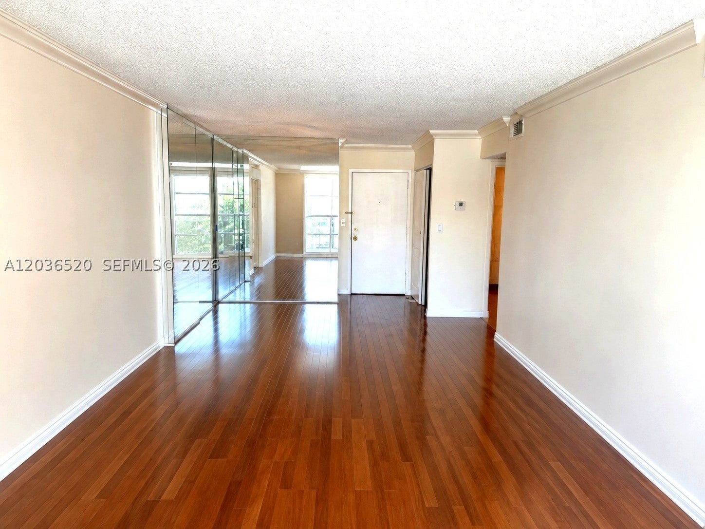 501 Three Islands Blvd 303