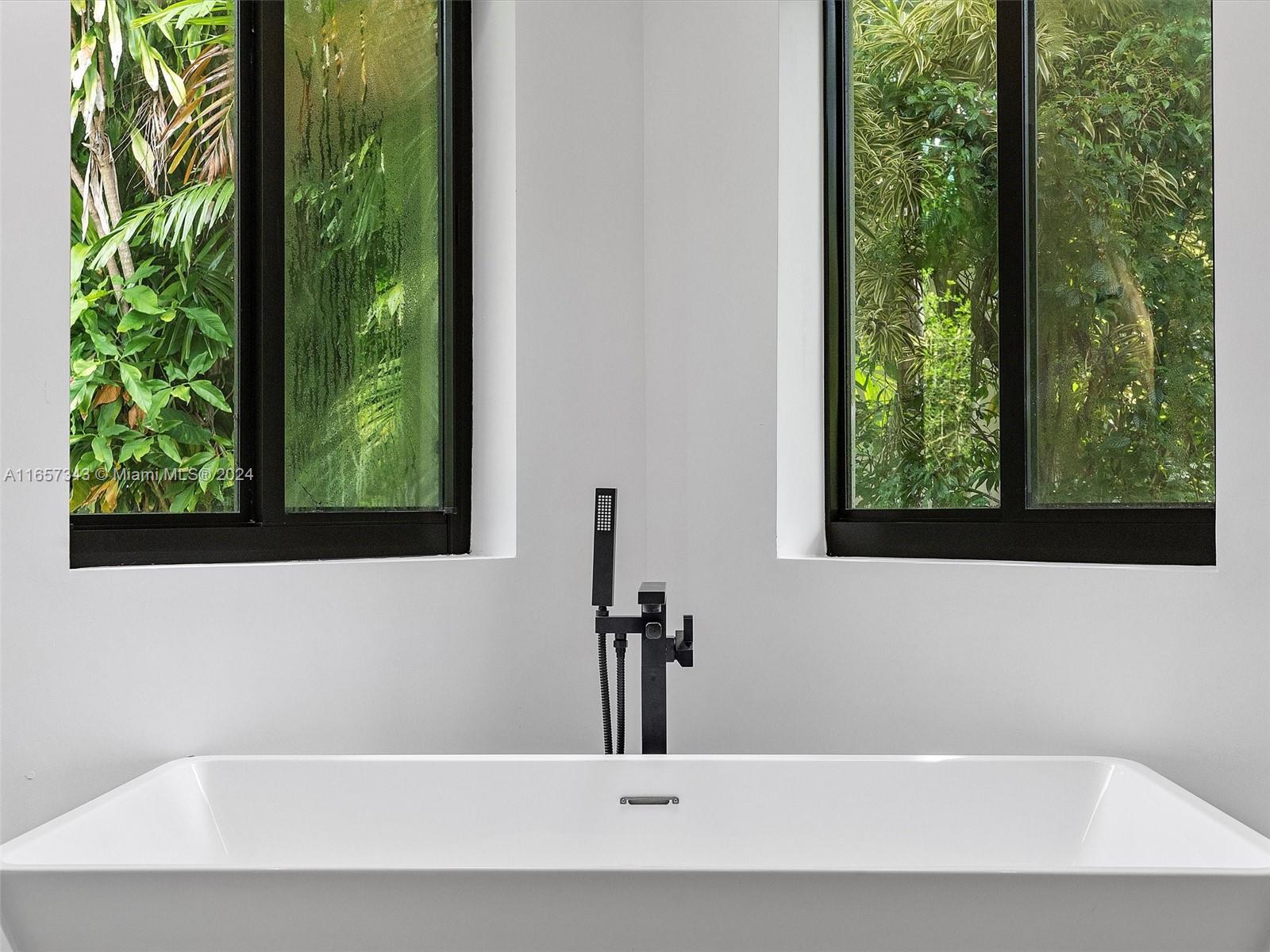 MIAMI SHORES SEC 8 REV - Residential