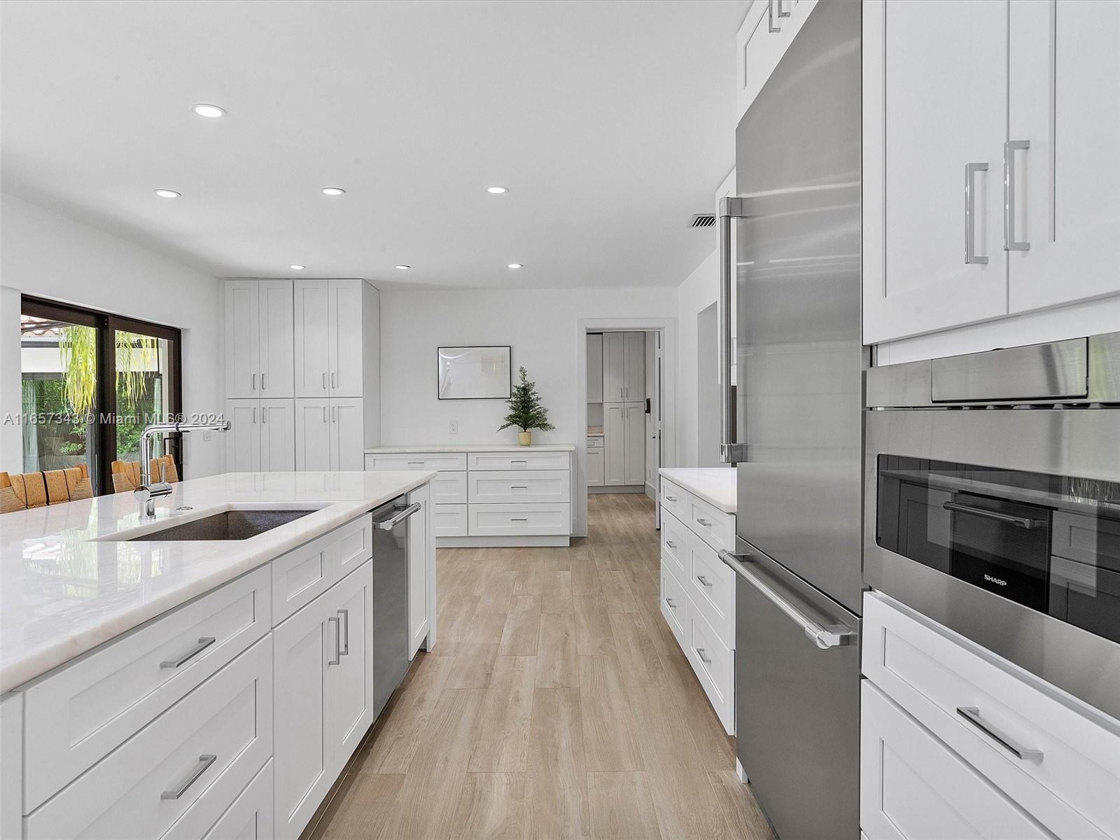 MIAMI SHORES SEC 8 REV - Residential