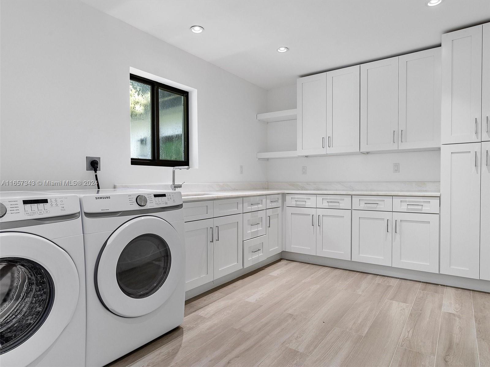 MIAMI SHORES SEC 8 REV - Residential