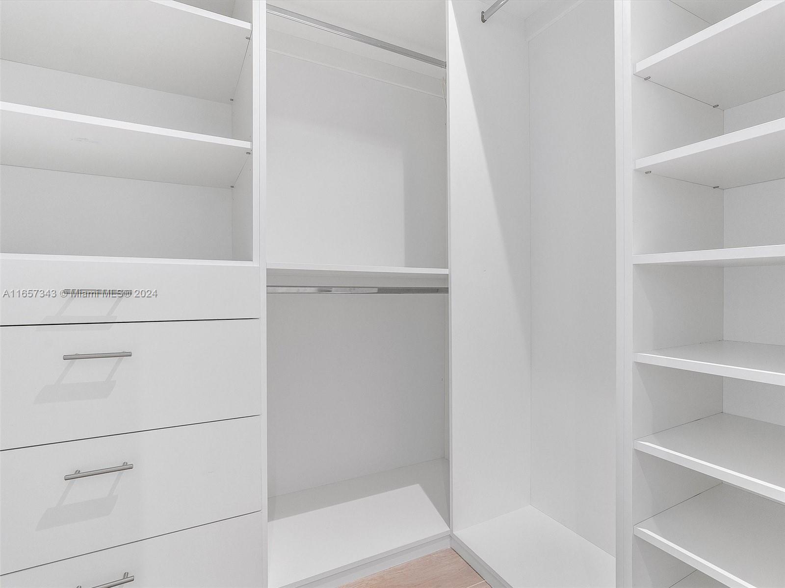 MIAMI SHORES SEC 8 REV - Residential