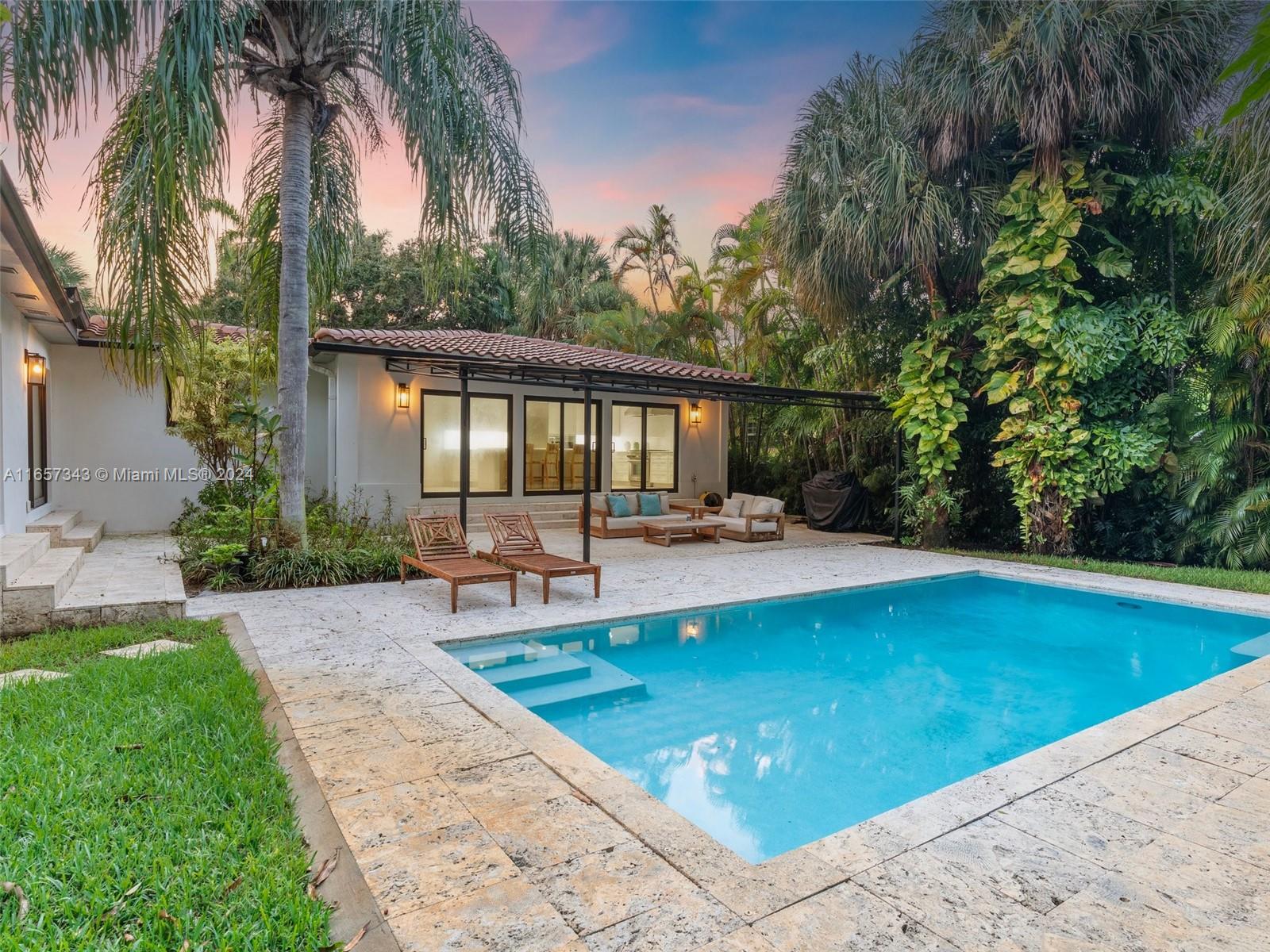 MIAMI SHORES SEC 8 REV - Residential