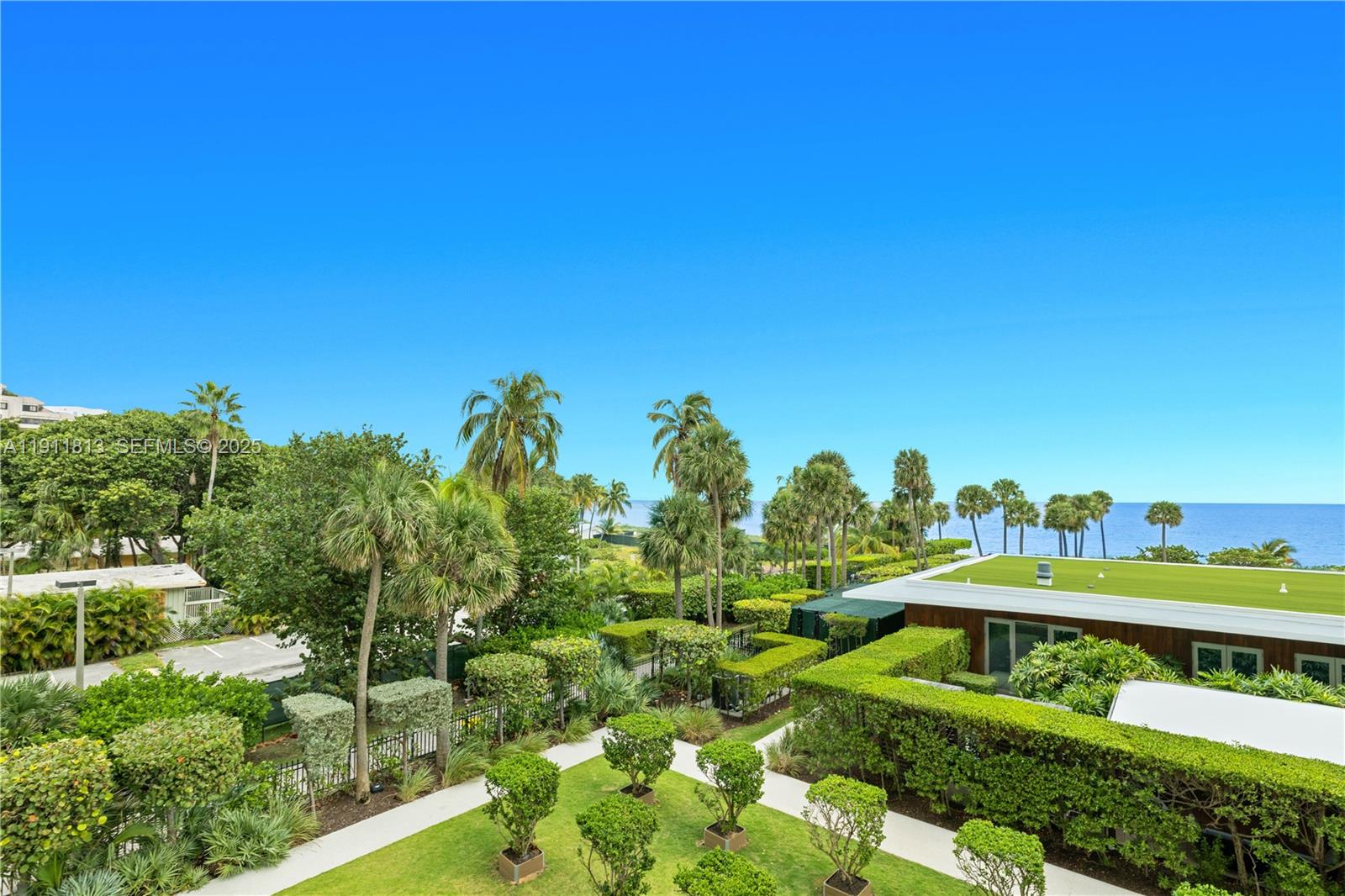 OCEANA KEY BISCAYNE CONDO - Residential