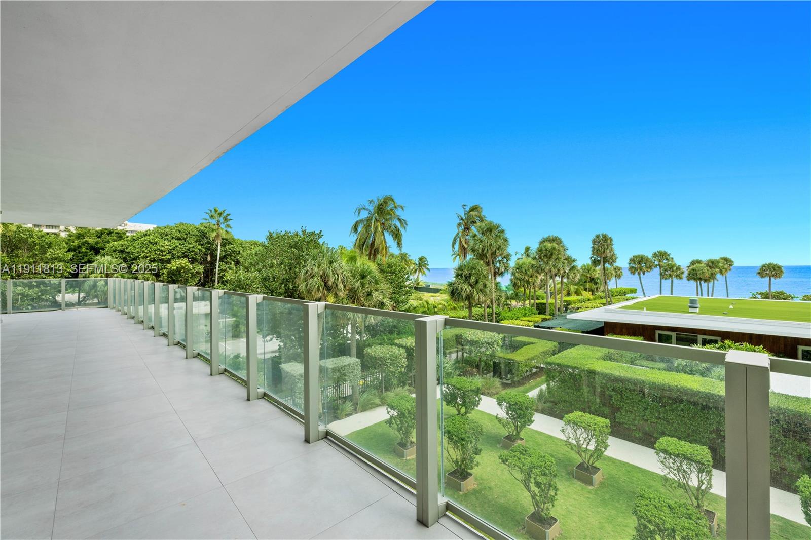 OCEANA KEY BISCAYNE CONDO - Residential