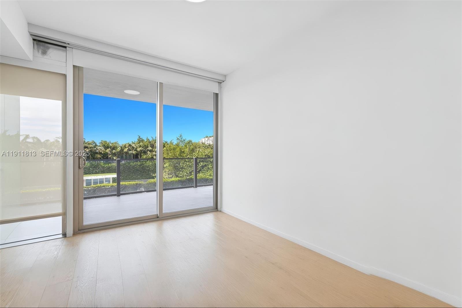 OCEANA KEY BISCAYNE CONDO - Residential