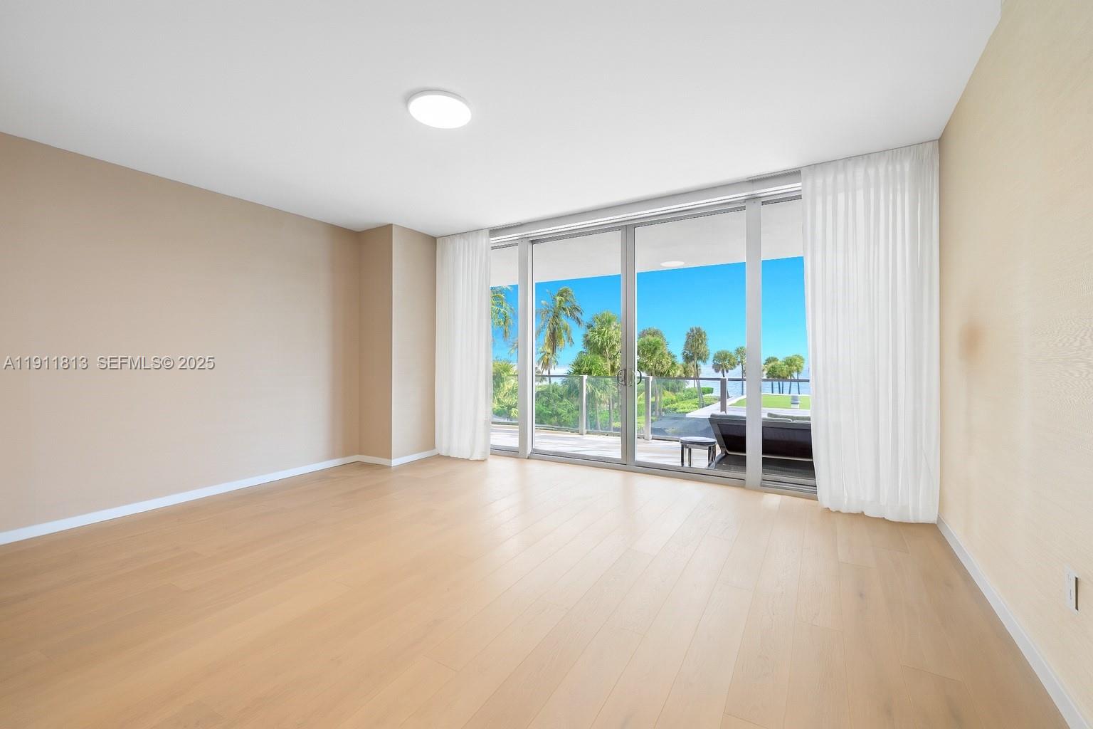 OCEANA KEY BISCAYNE CONDO - Residential