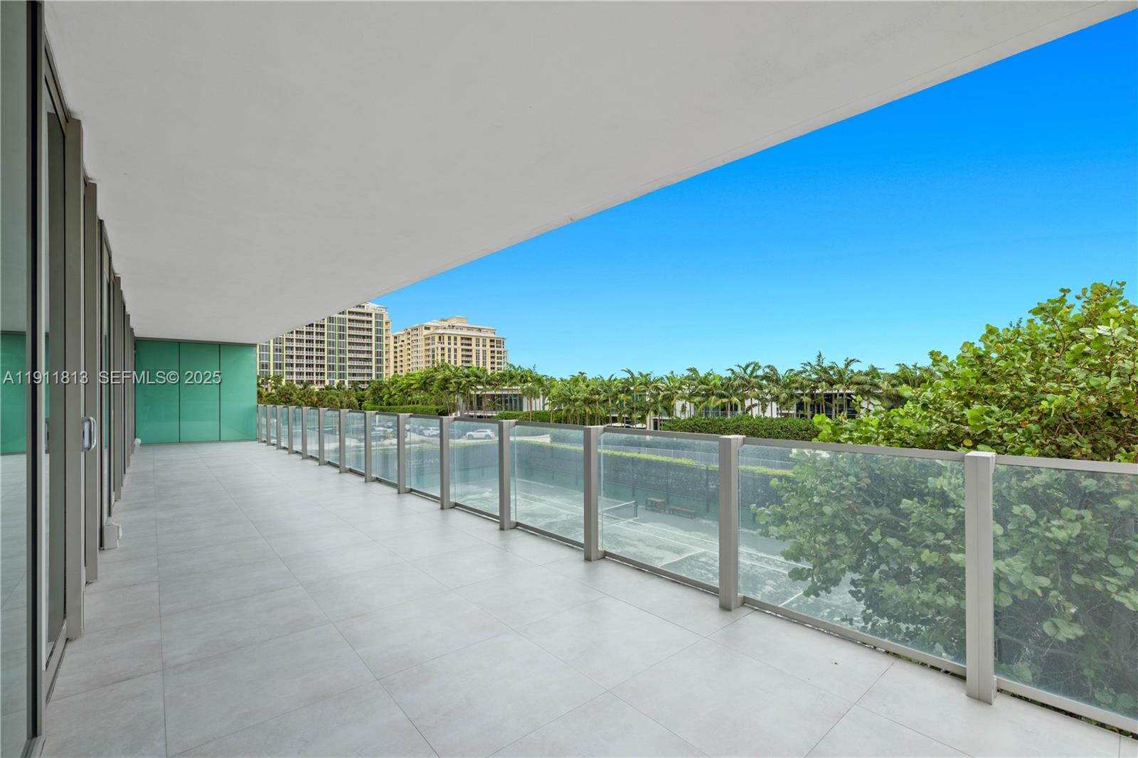 OCEANA KEY BISCAYNE CONDO - Residential