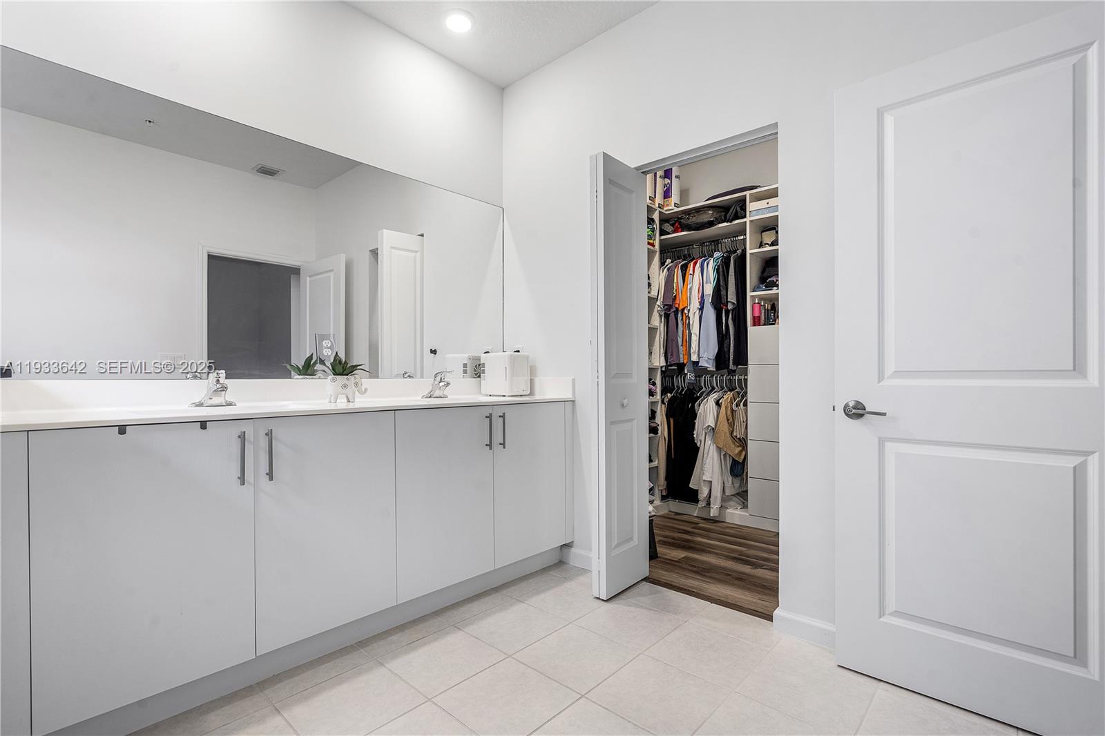 CALCUTTA FIRST ADDITION - Residential