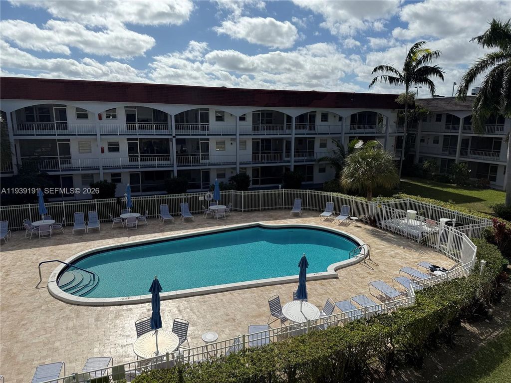 Photo of 581 Blue Heron Dr #318-B, Hallandale Beach, FL 33009 (MLS # A11939191)