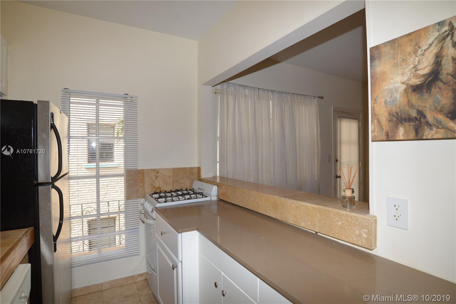 LINCOLN PLACE CONDO - Residential Lease