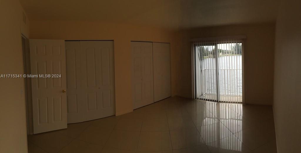 LAKESHORE TOWNHOMES CONDO - Residential