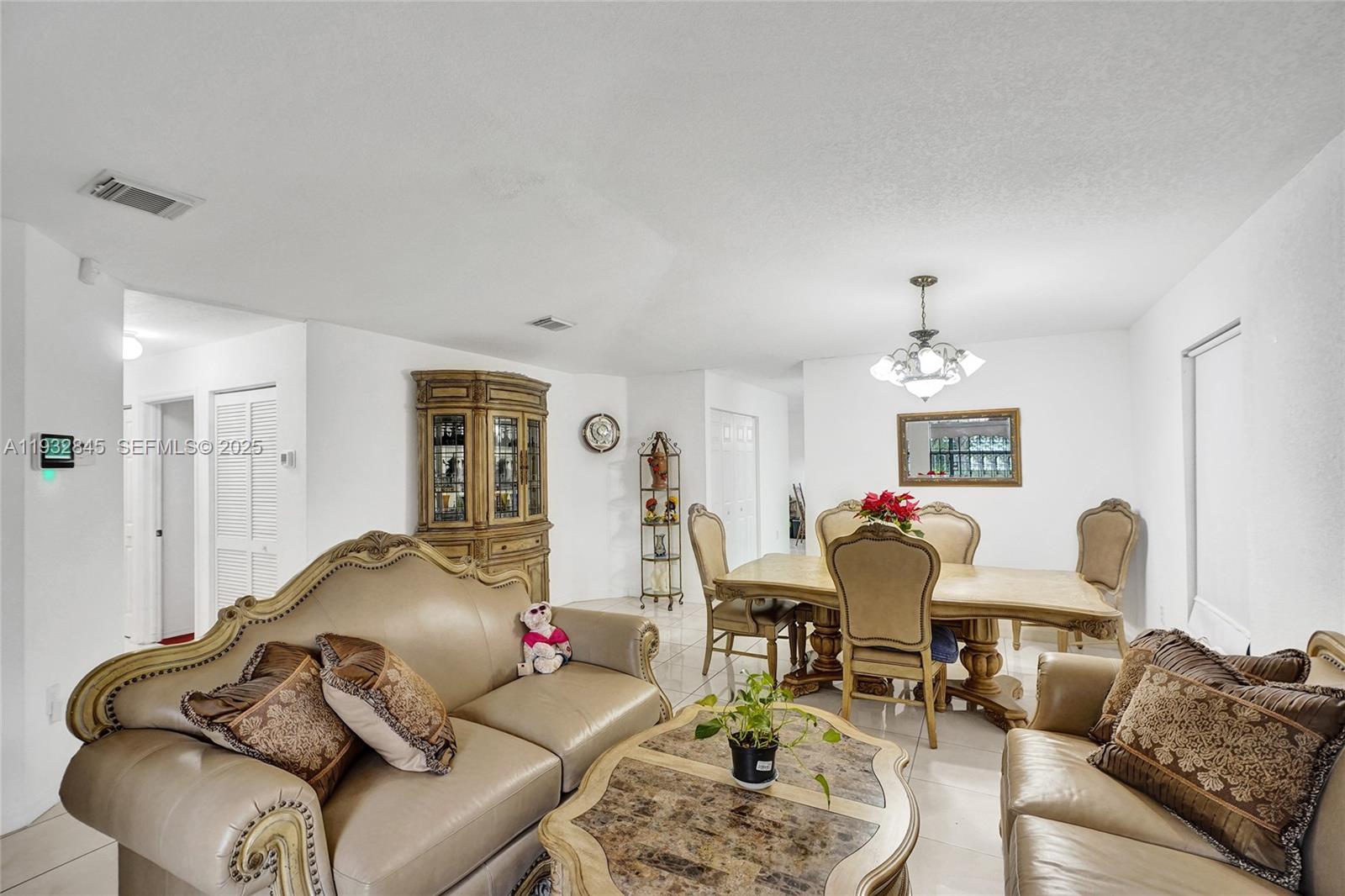 GOLDEN GARDENS SEC 8 - Residential