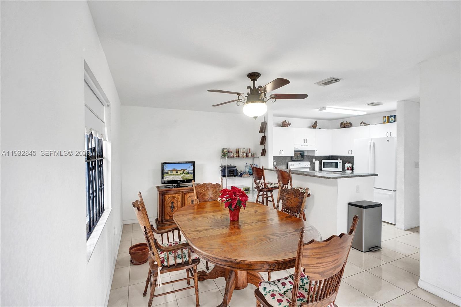 GOLDEN GARDENS SEC 8 - Residential