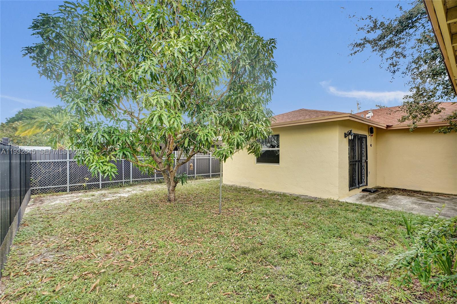 GOLDEN GARDENS SEC 8 - Residential