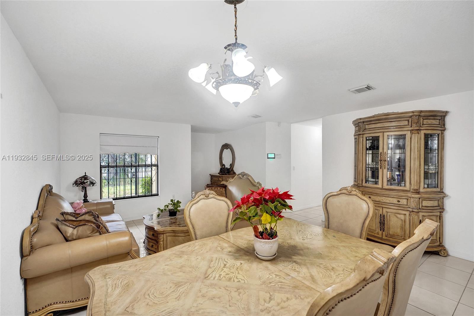 GOLDEN GARDENS SEC 8 - Residential