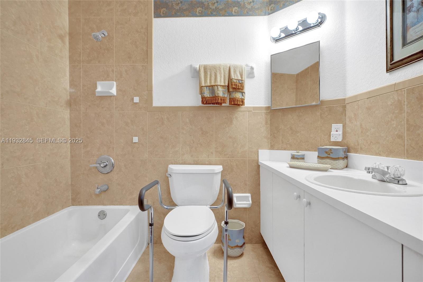 GOLDEN GARDENS SEC 8 - Residential