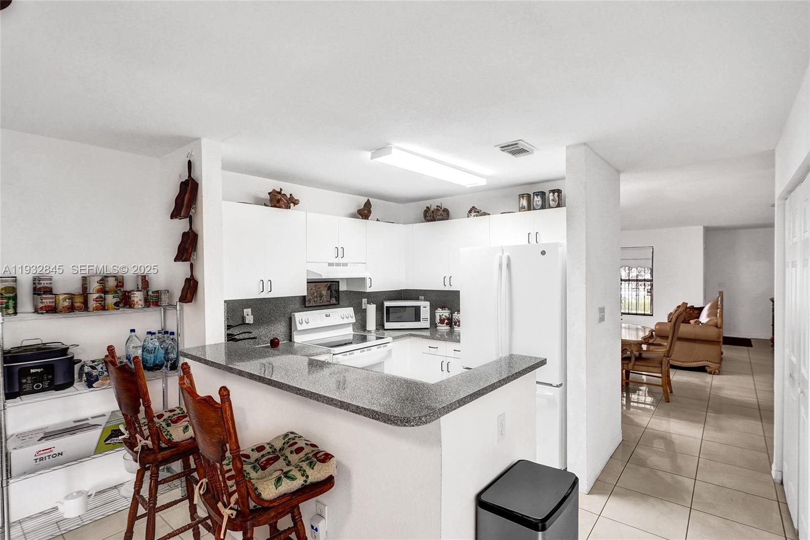 GOLDEN GARDENS SEC 8 - Residential