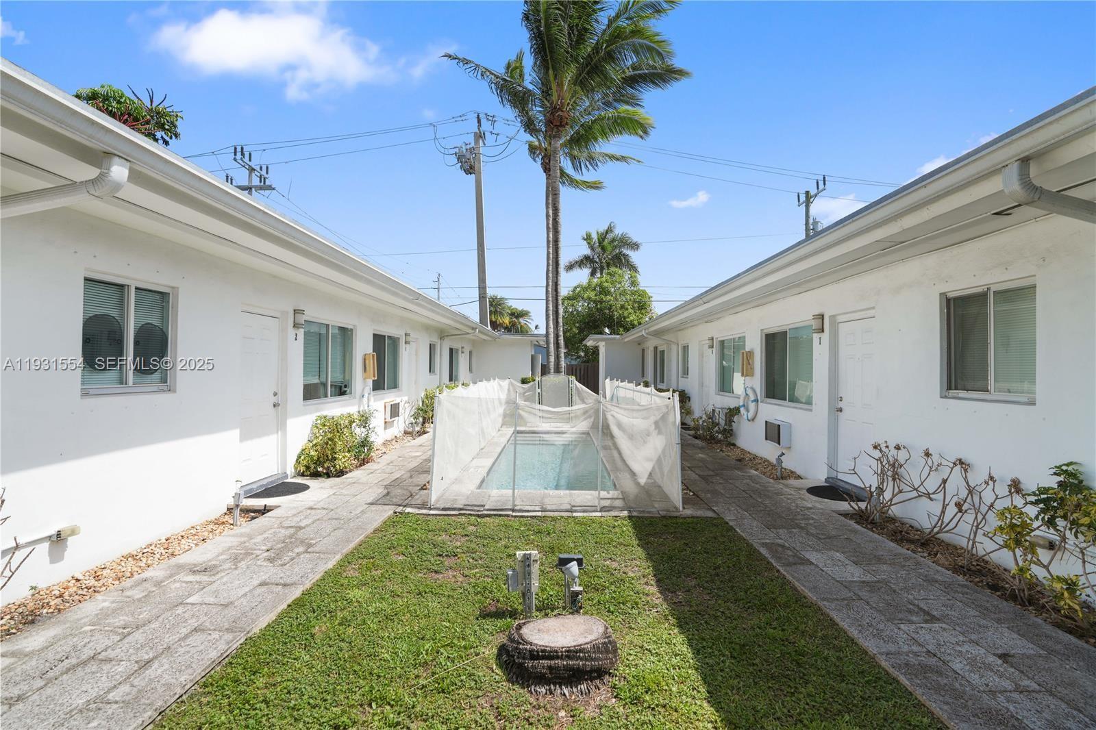 932 MOFFETT CONDO - Residential Lease