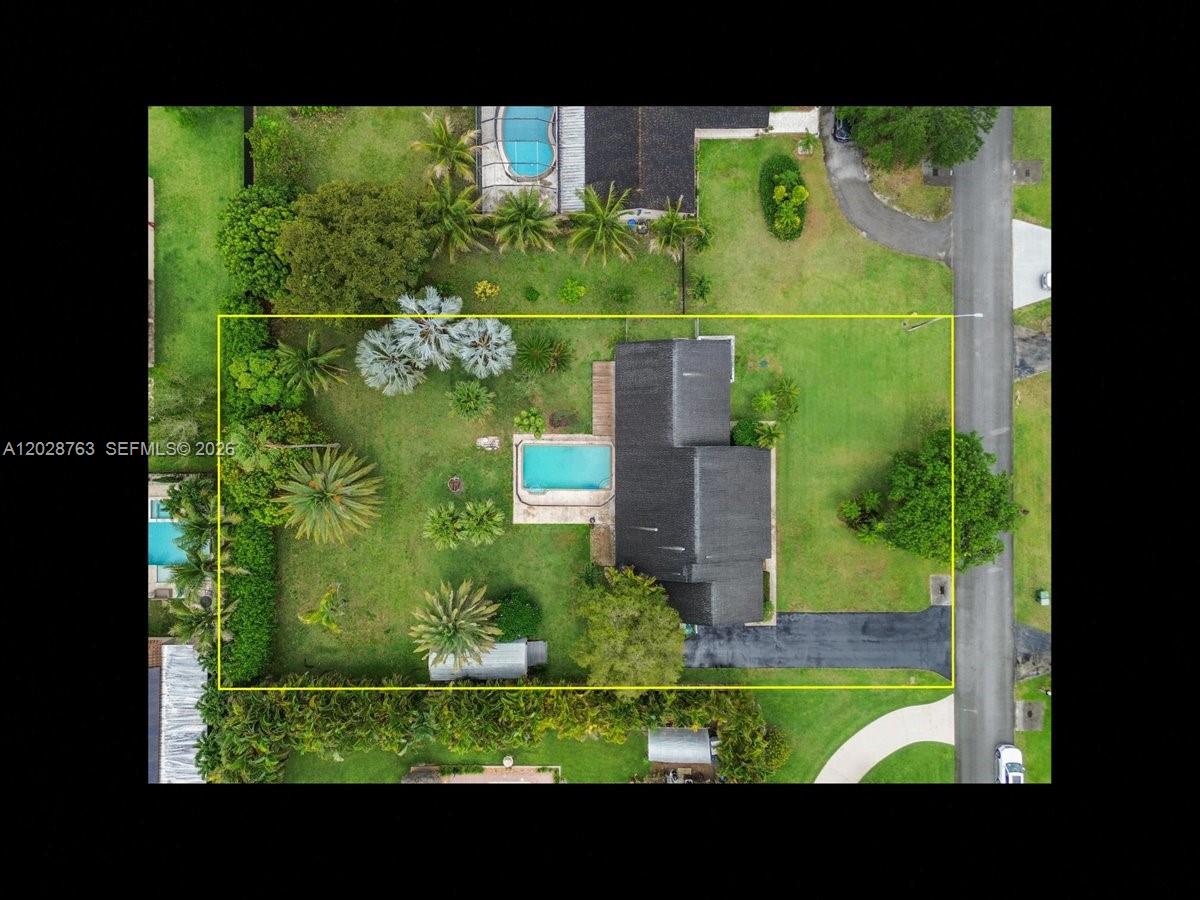 1571 NW 20th St