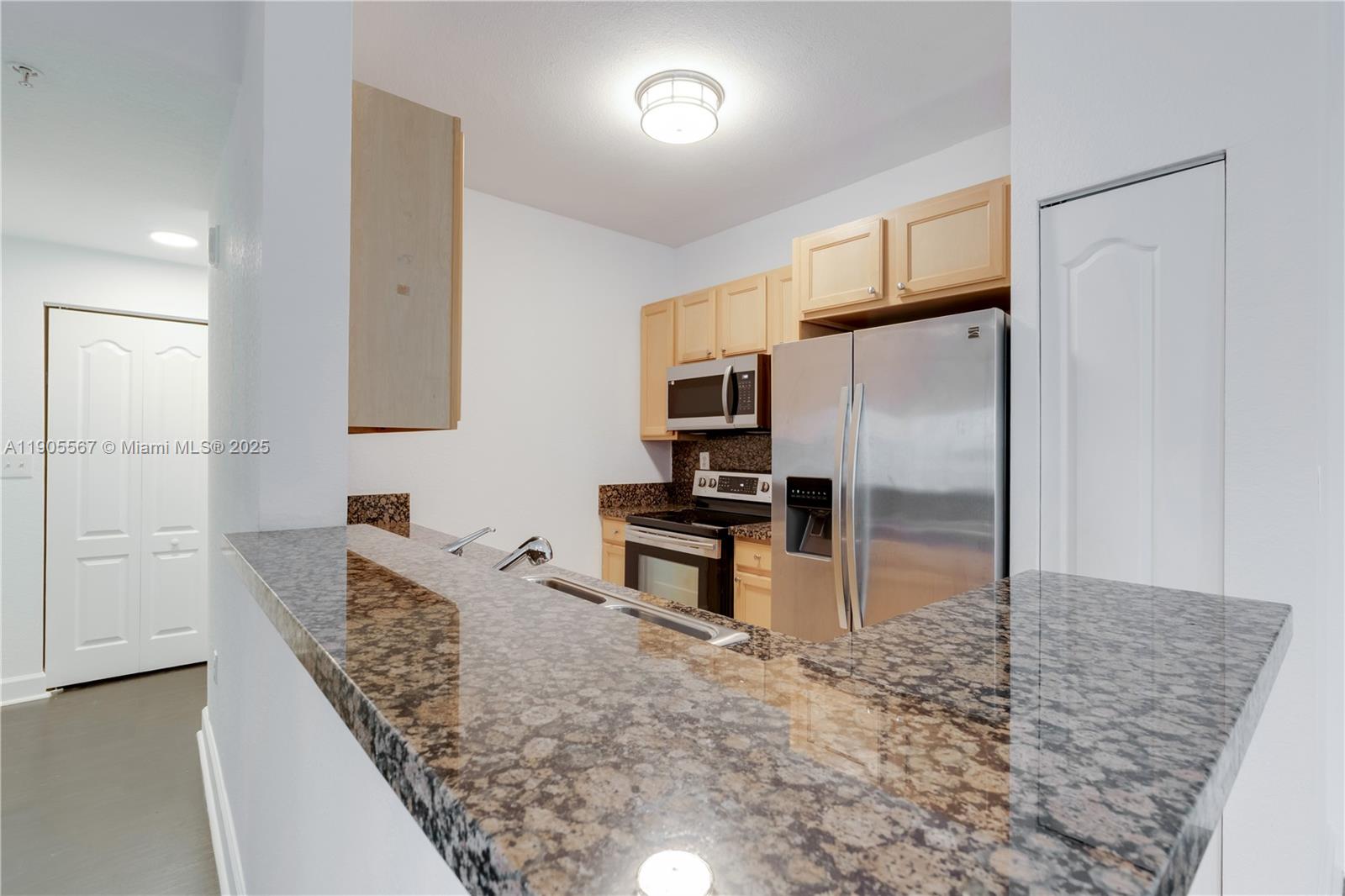 VALENCIA CONDO - Residential Lease