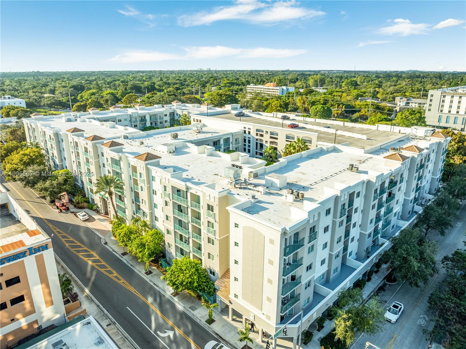 VALENCIA CONDO - Residential Lease