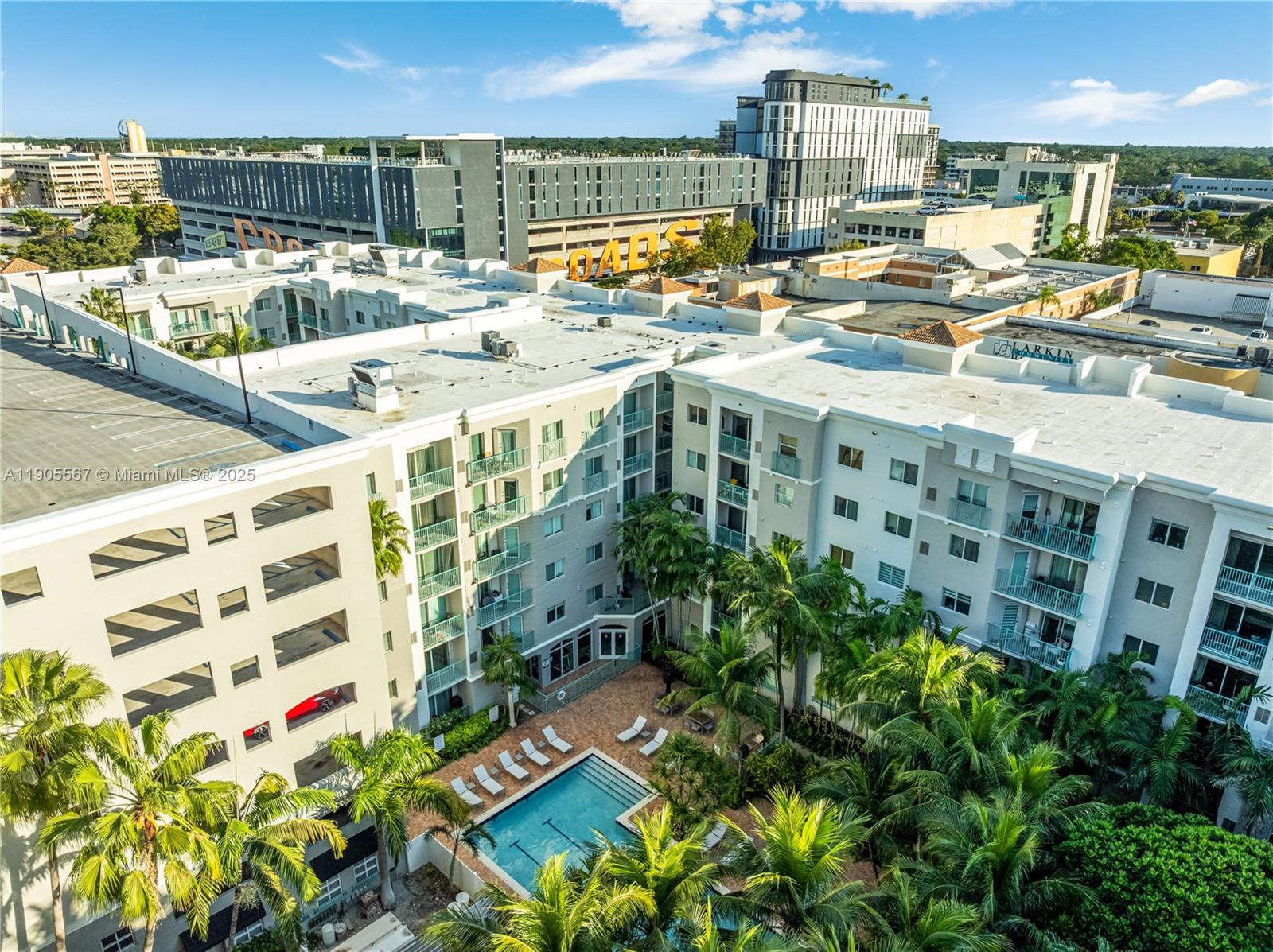 VALENCIA CONDO - Residential Lease