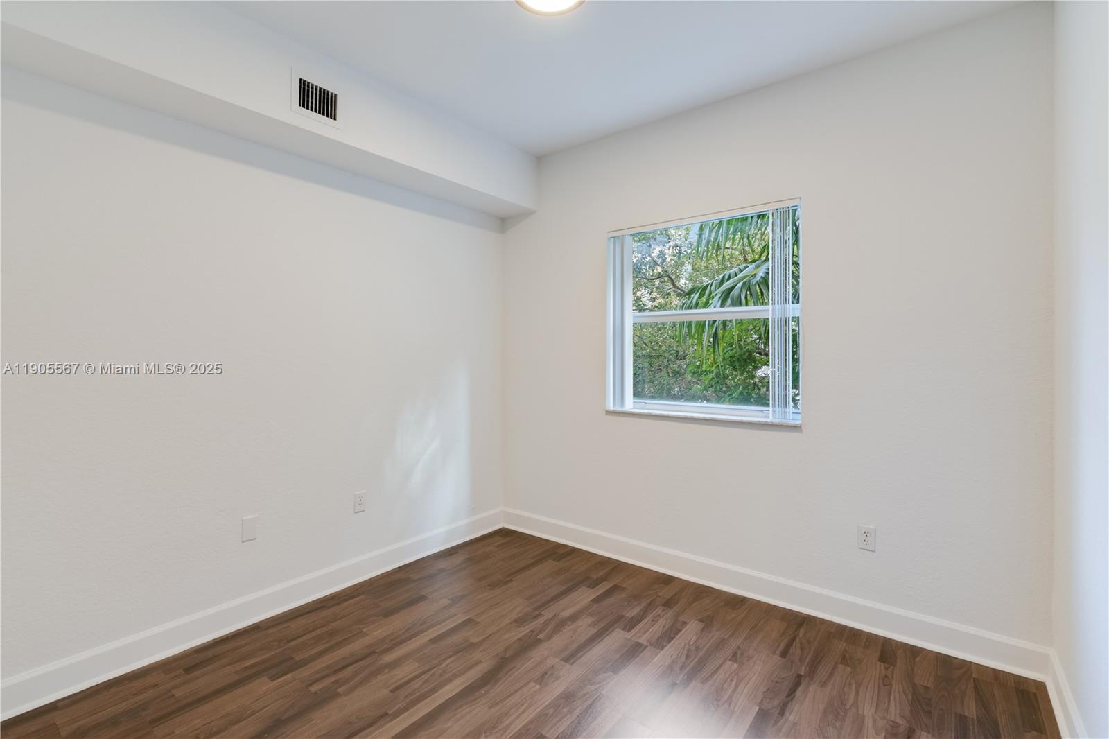 VALENCIA CONDO - Residential Lease