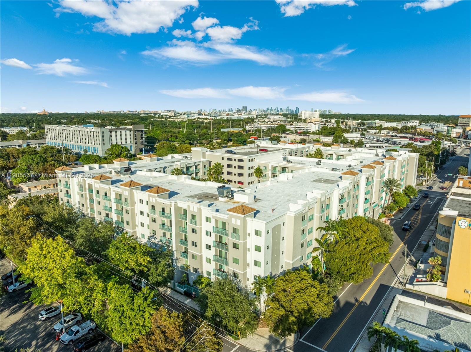 VALENCIA CONDO - Residential Lease