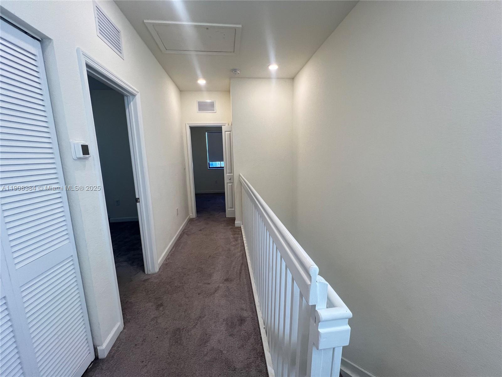 AQUABELLA NORTH REPLAT - Residential Lease