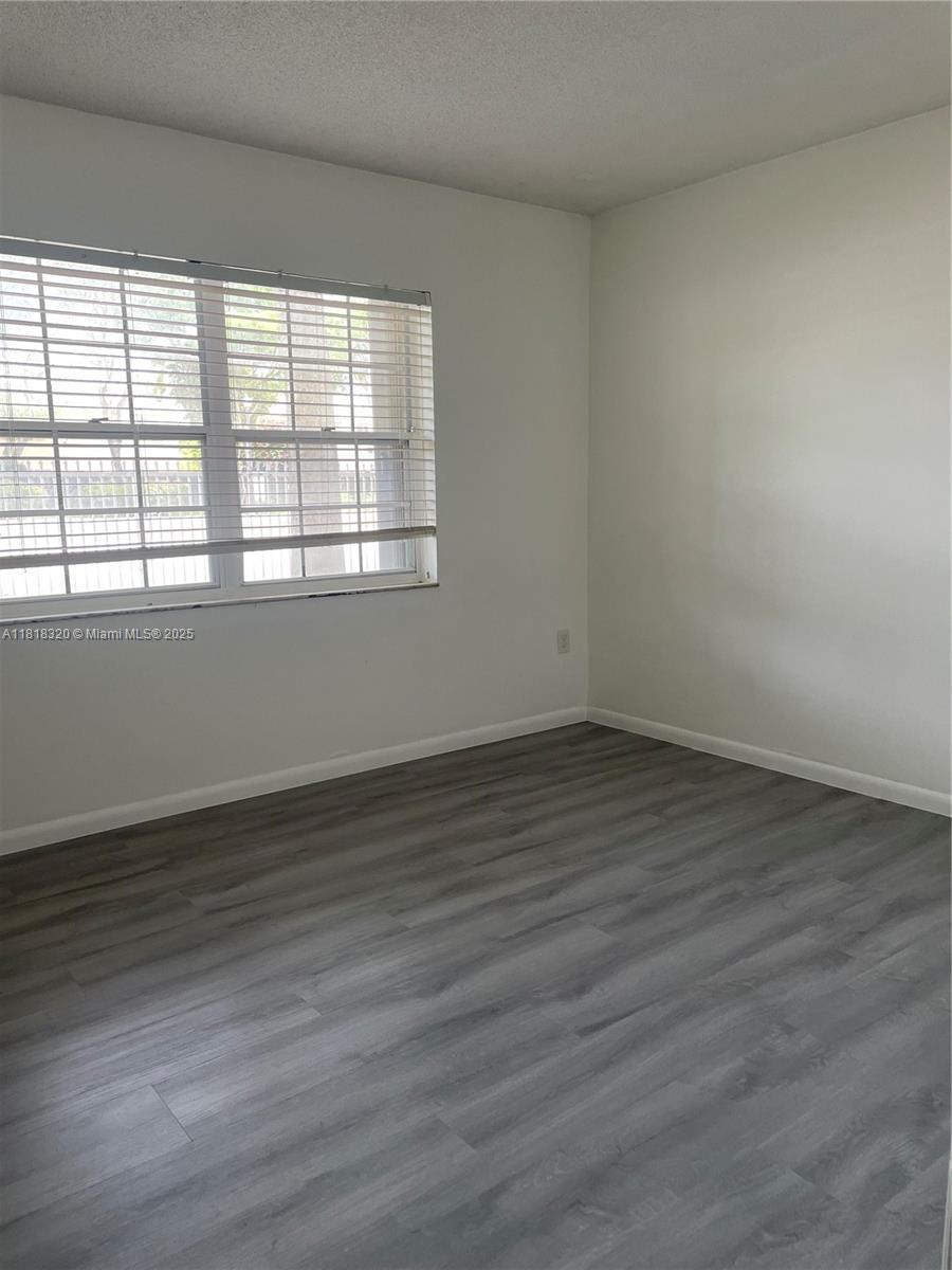 THE FOUNTAINS II CONDO - Residential Lease