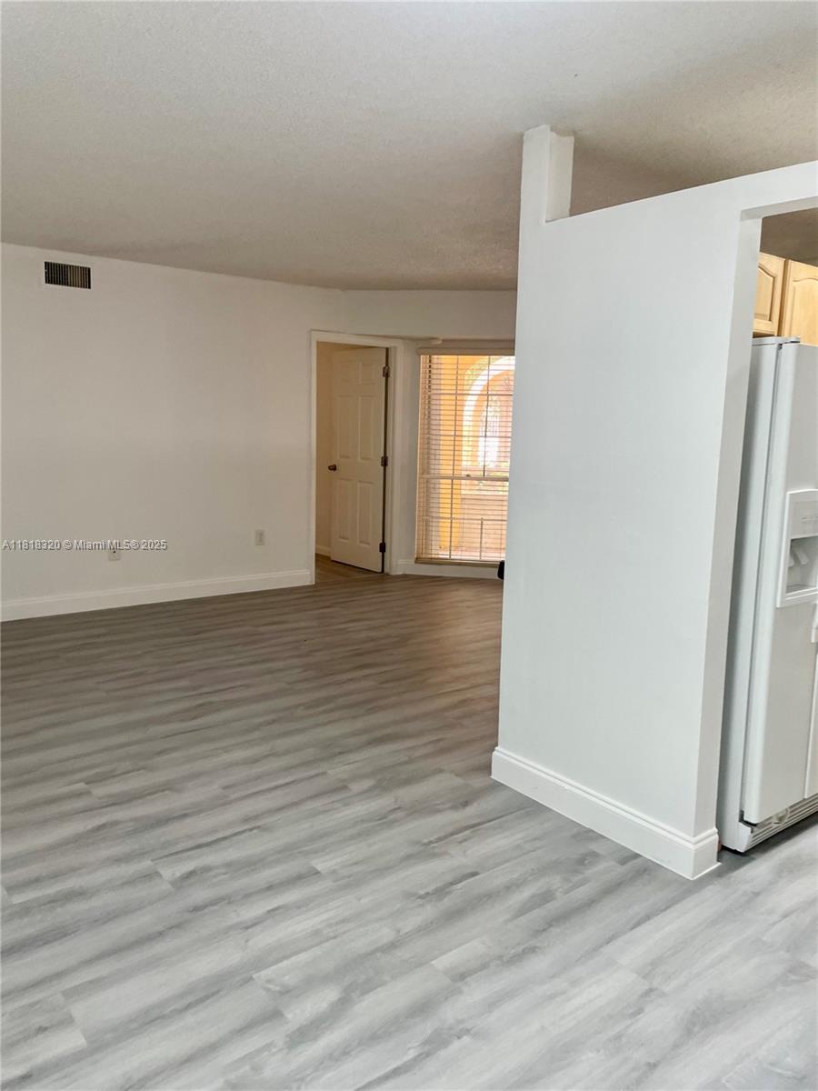 THE FOUNTAINS II CONDO - Residential Lease