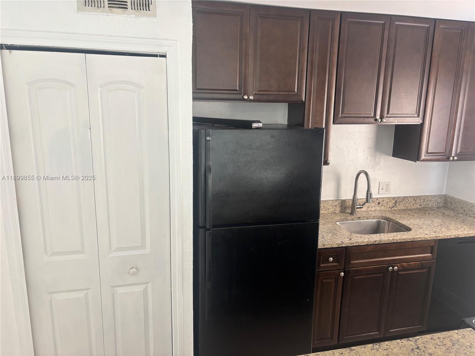 CATALINA ISLES CONDOMINIUM - Residential