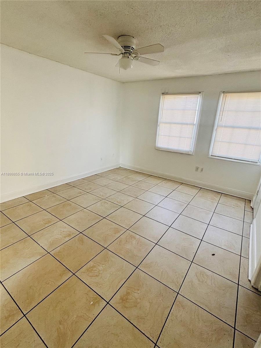 CATALINA ISLES CONDOMINIUM - Residential