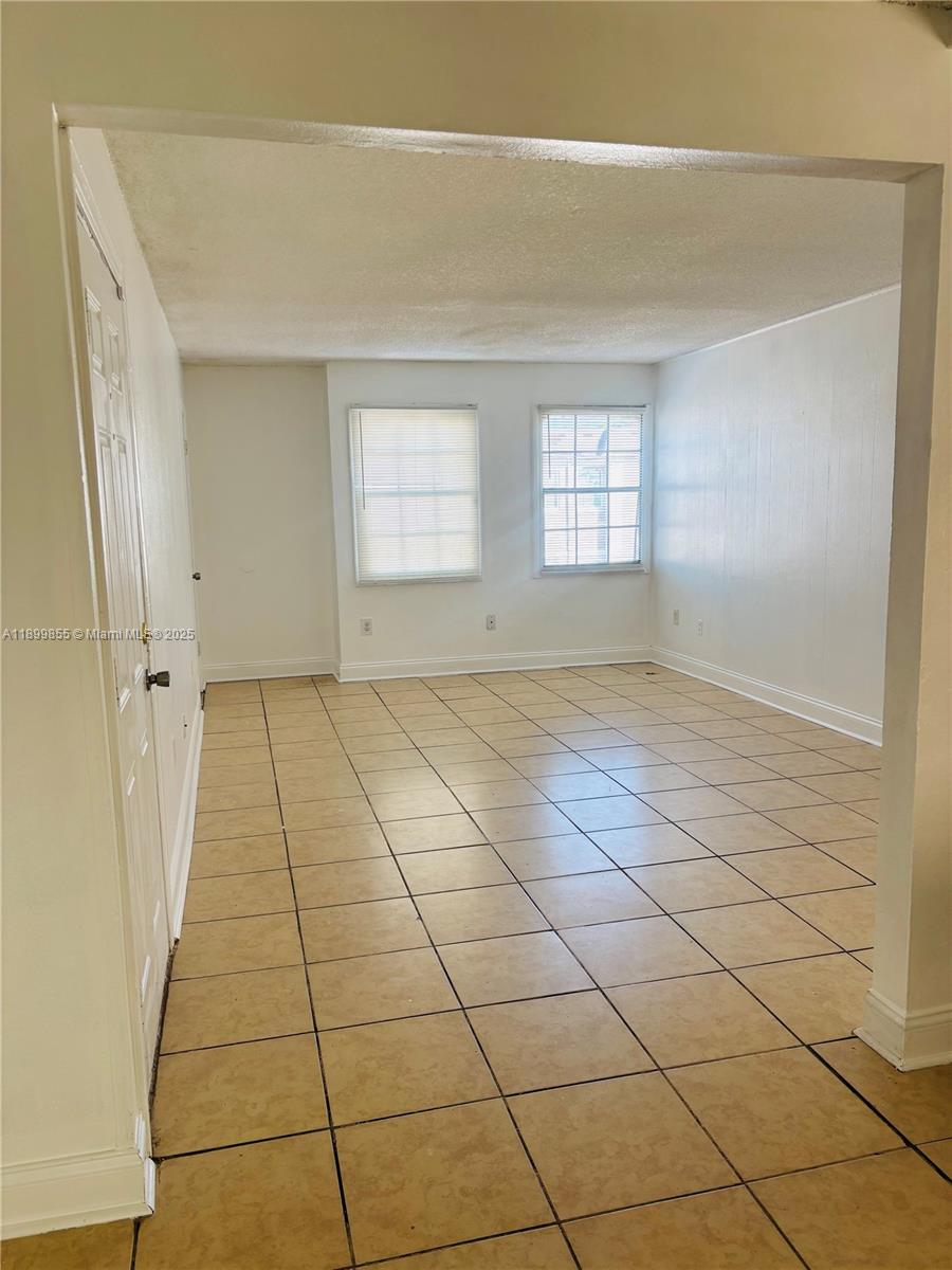 CATALINA ISLES CONDOMINIUM - Residential