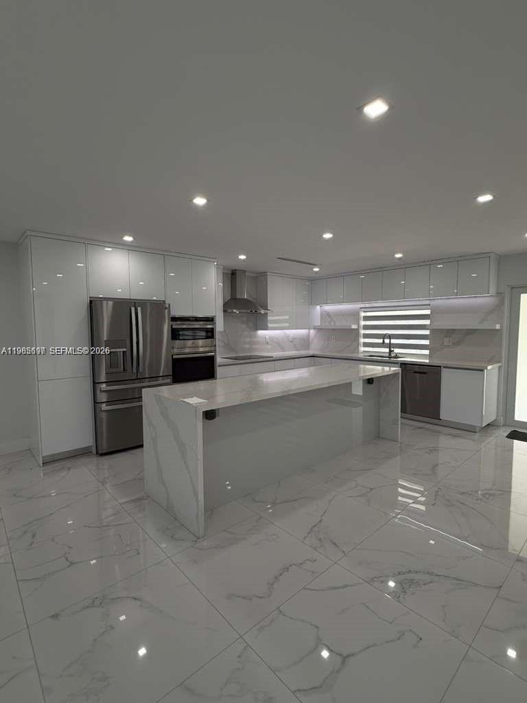 WHISPERING PINES ESTATES - Residential Lease