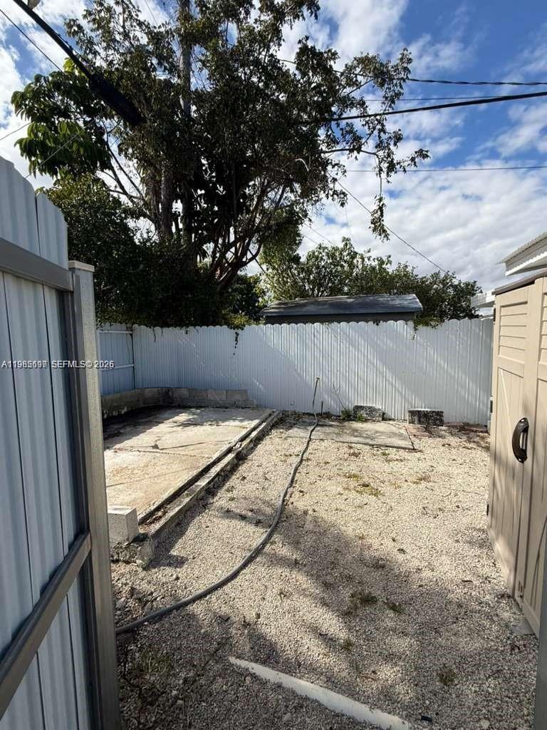 WHISPERING PINES ESTATES - Residential Lease