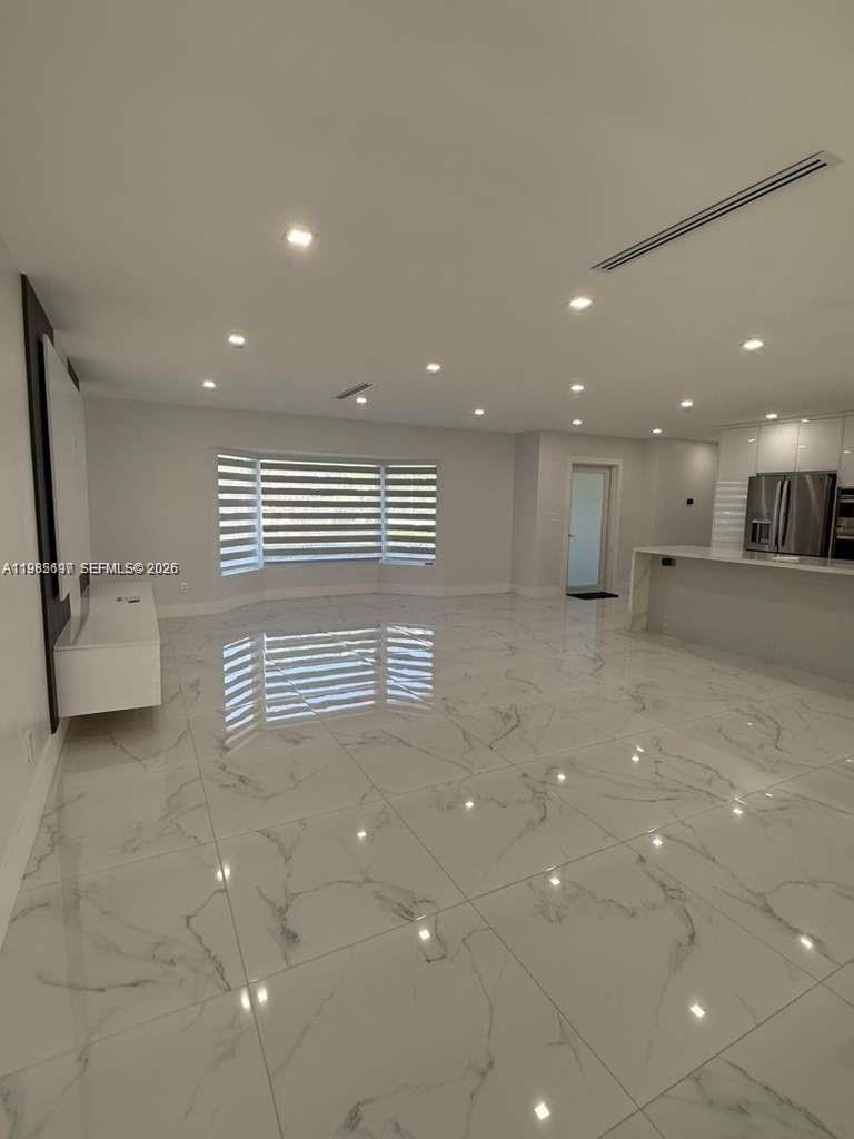 WHISPERING PINES ESTATES - Residential Lease