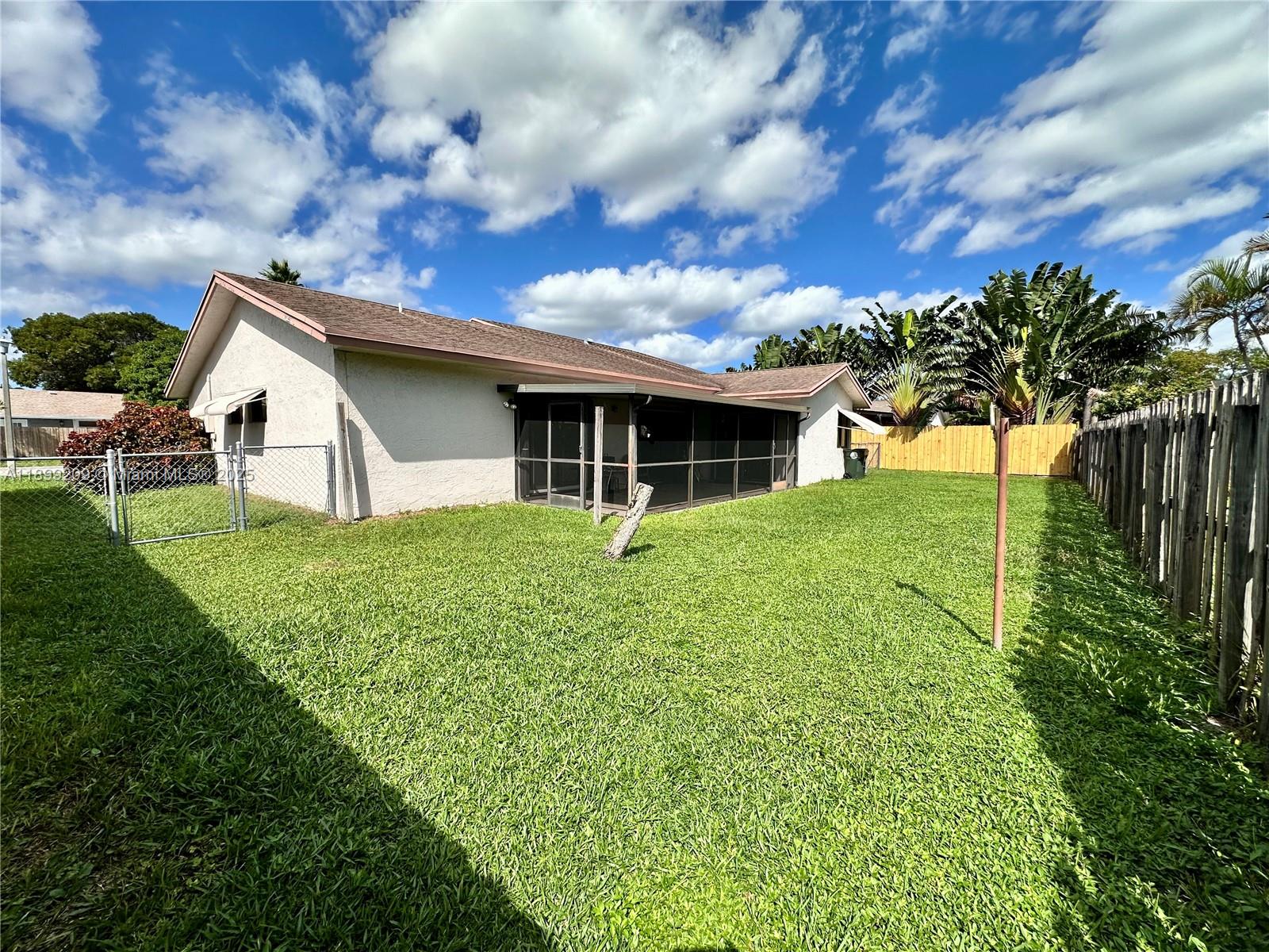 LAKEWOOD EAST SEC 2 - Residential