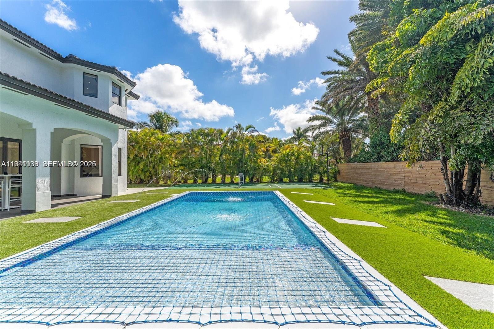 RENAISSANCE RANCHES - Residential