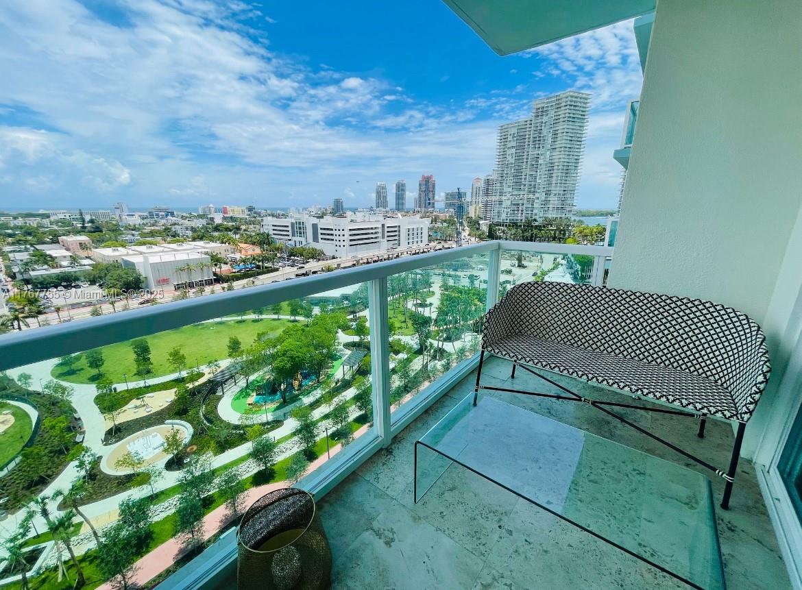 Rental Property at 650 West Ave 1704, Miami Beach, Miami-Dade County, Florida - Bedrooms: 2 
Bathrooms: 2  - $4,899 MO.