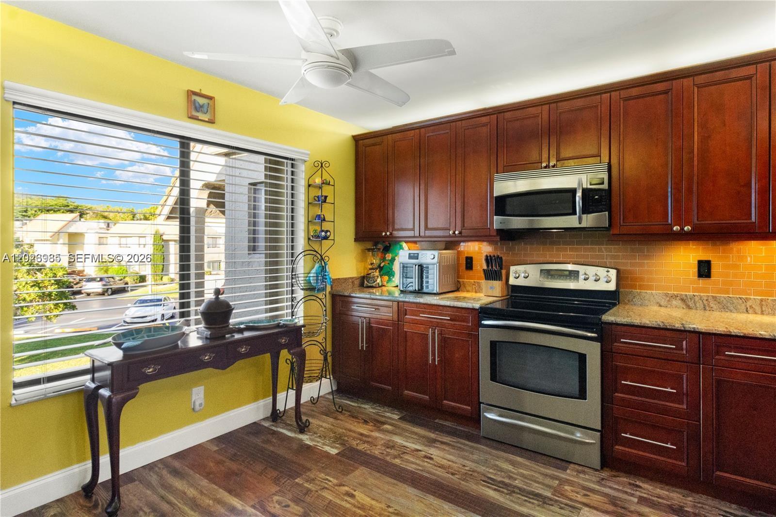 FAIRWAY PARK CONDO - Residential