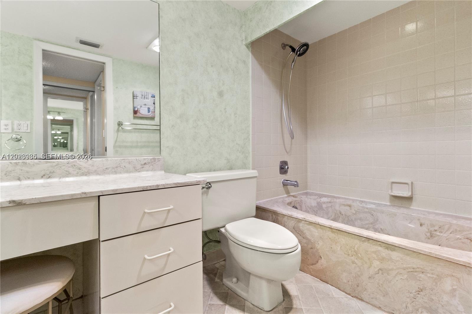 FAIRWAY PARK CONDO - Residential