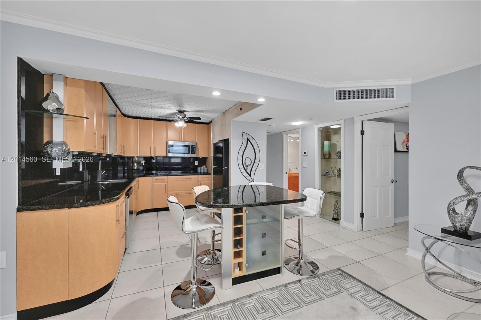 MAISON GRANDE CONDO - Residential Lease