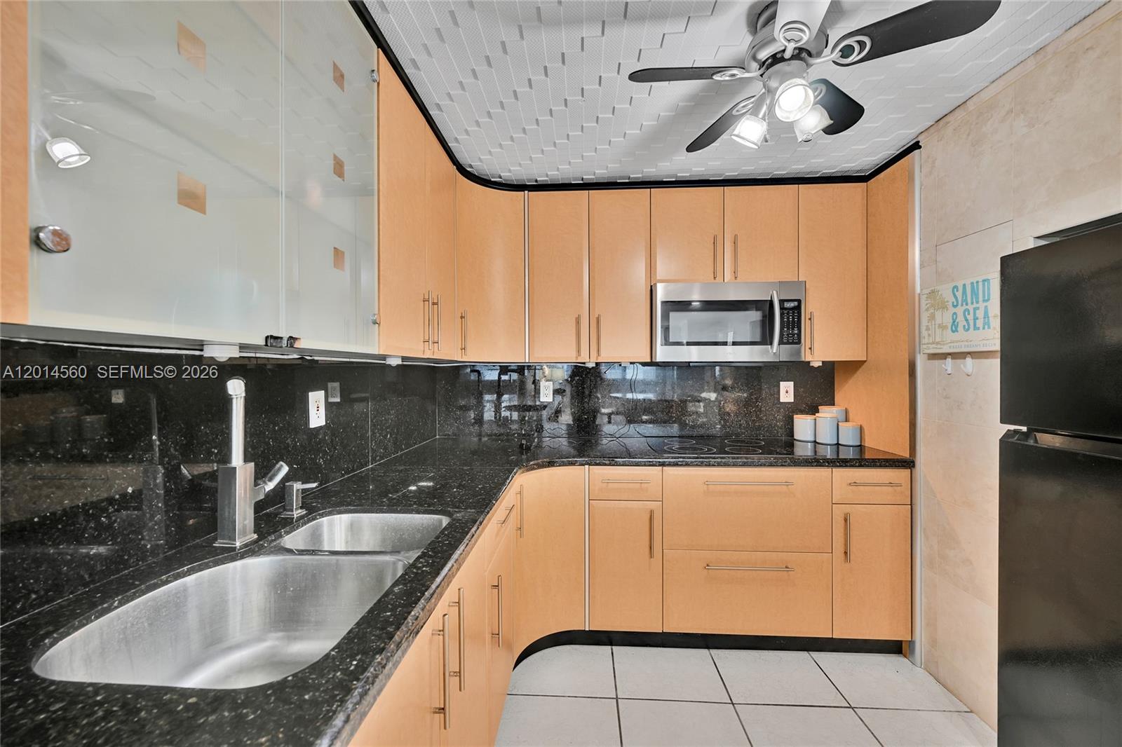 MAISON GRANDE CONDO - Residential Lease
