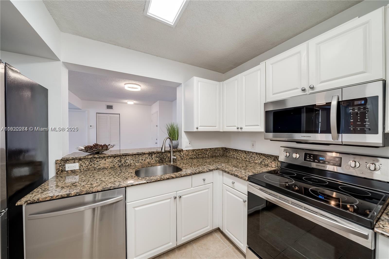 SHERIDAN OCEAN CLUB CONDO - Residential Lease