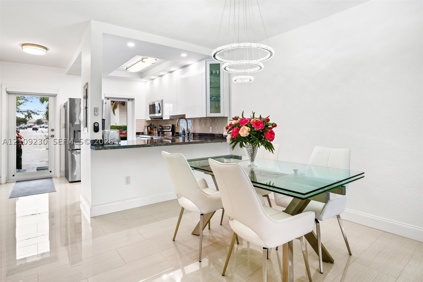 2500 Diana Dr 104
